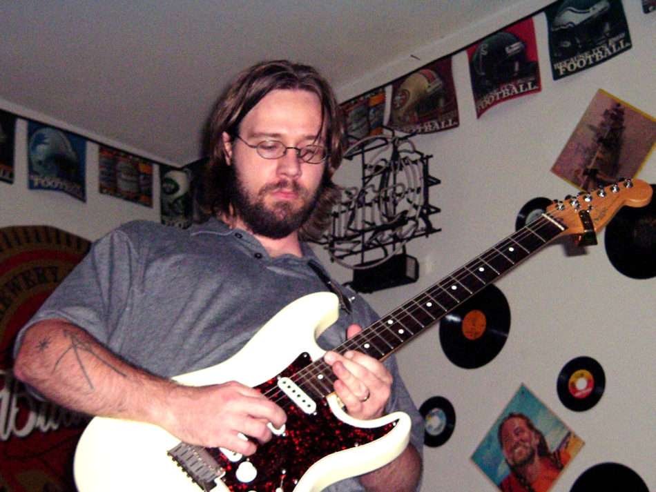 Meet Magus, in a dive bar, conjurework.com theplasticinfinity.com