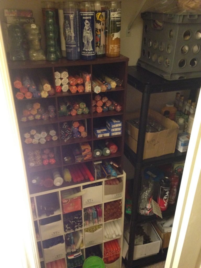 A Closer Look, photos, Conjure Work, conjurework.com sorcery, Hoodoo, witchcraft, magick closet