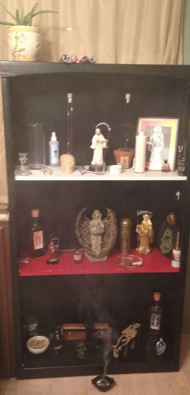 La Santisima Muerte, Conjure Work