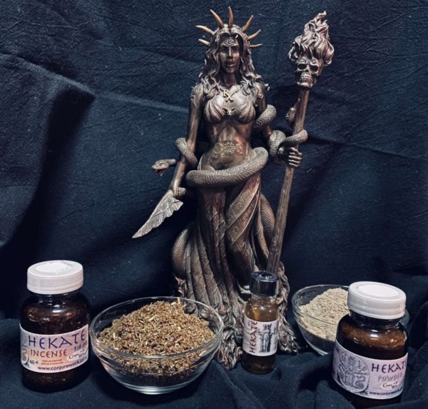Hekate Oil; Queen of all Witches; Titan, Conjure Work, sorcery supplies and services