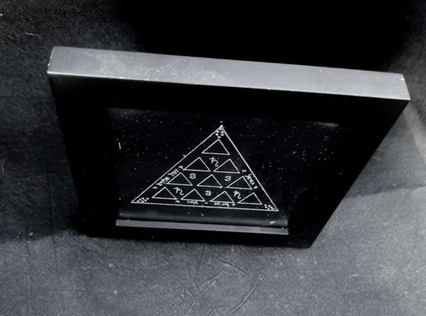 Saturn Amulet - The Habit Trap - a solid lead amulet
